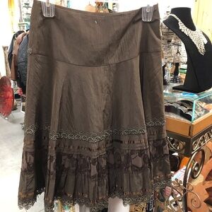 Brown Silk Skirt with Plusdepois Motif